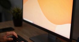 eye comfort features improve prolonged viewing