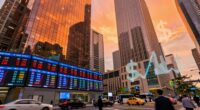 liquidity outweighs rate cuts