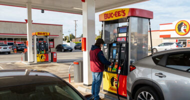 Led by Buc-ee’s and new rival Dolly Parton, America’s gas station chains are in a mega-sizing era